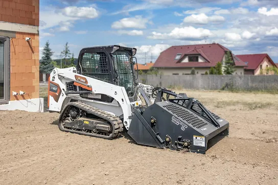 Bobcat T450 Compact Track Loader